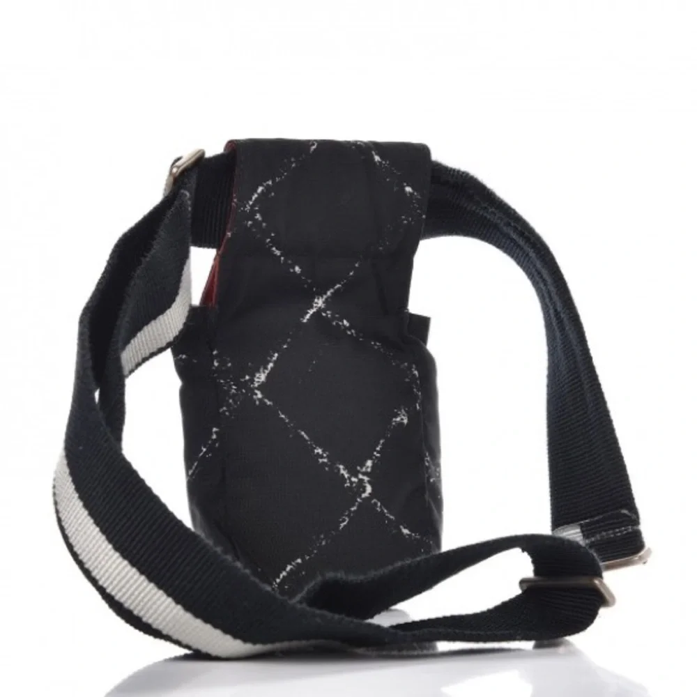 CHANEL Travel Bag - Picture 7 of 16